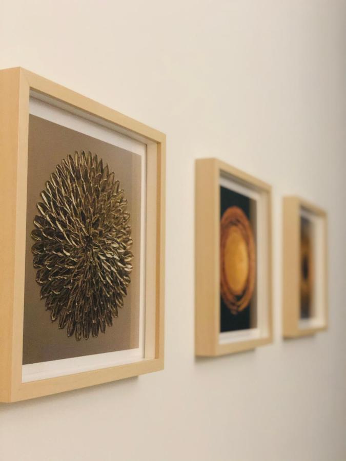 Le Studio D'Angele : Angie Bruz Luaran gambar